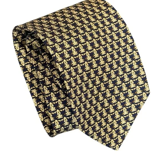 Salvatore Ferragamo Blue 100% Silk Toad LilyPad Whimsical Italy Tipped Tie